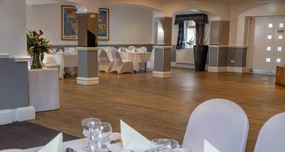 Best Western The Plough Hotel 35/50