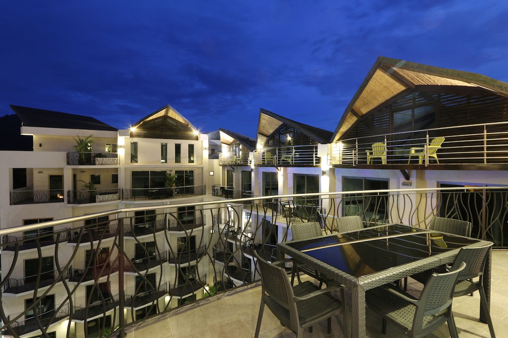 Sky Penthouses At Oceano 7/50