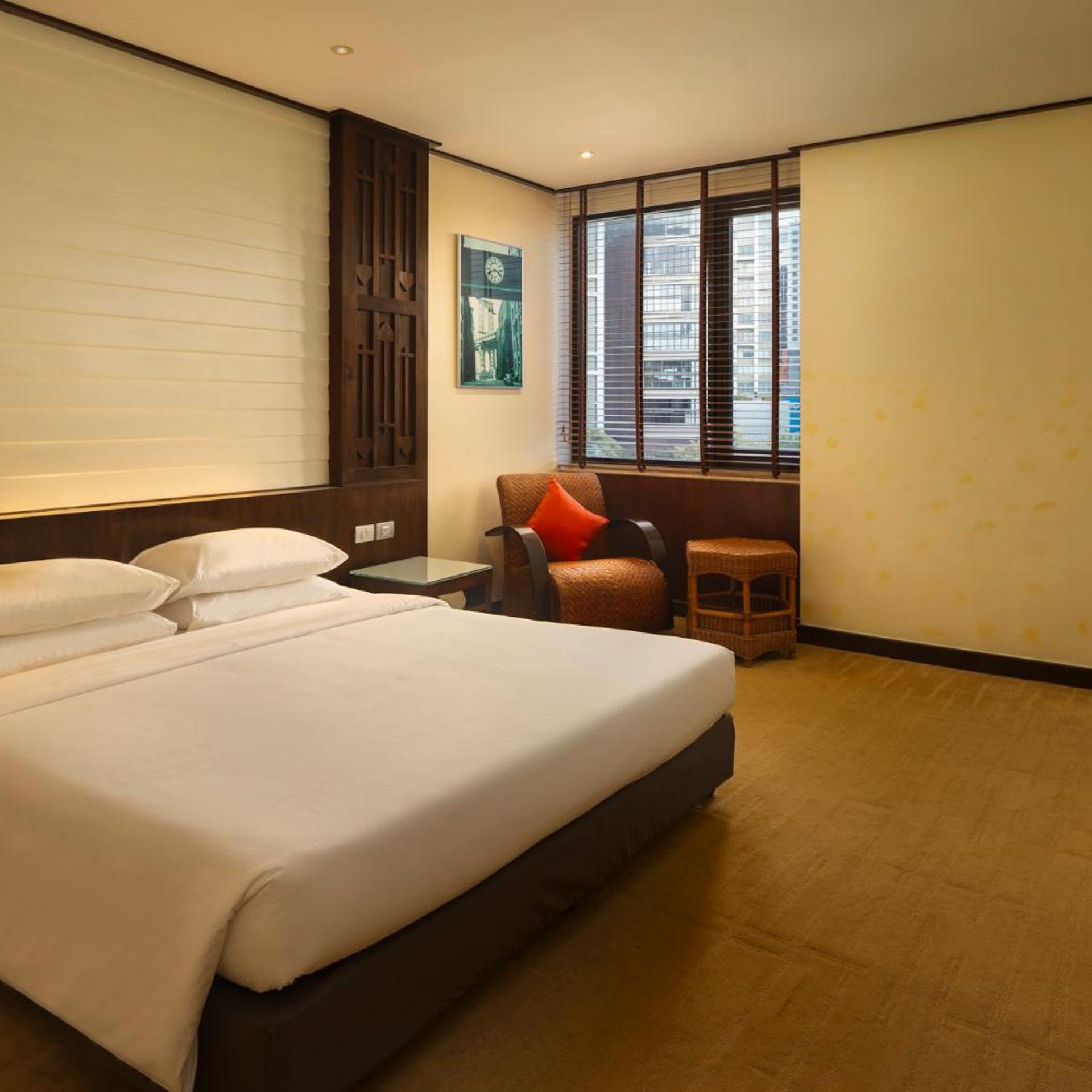 1 Bedroom, Diplomat, Suite, Corner