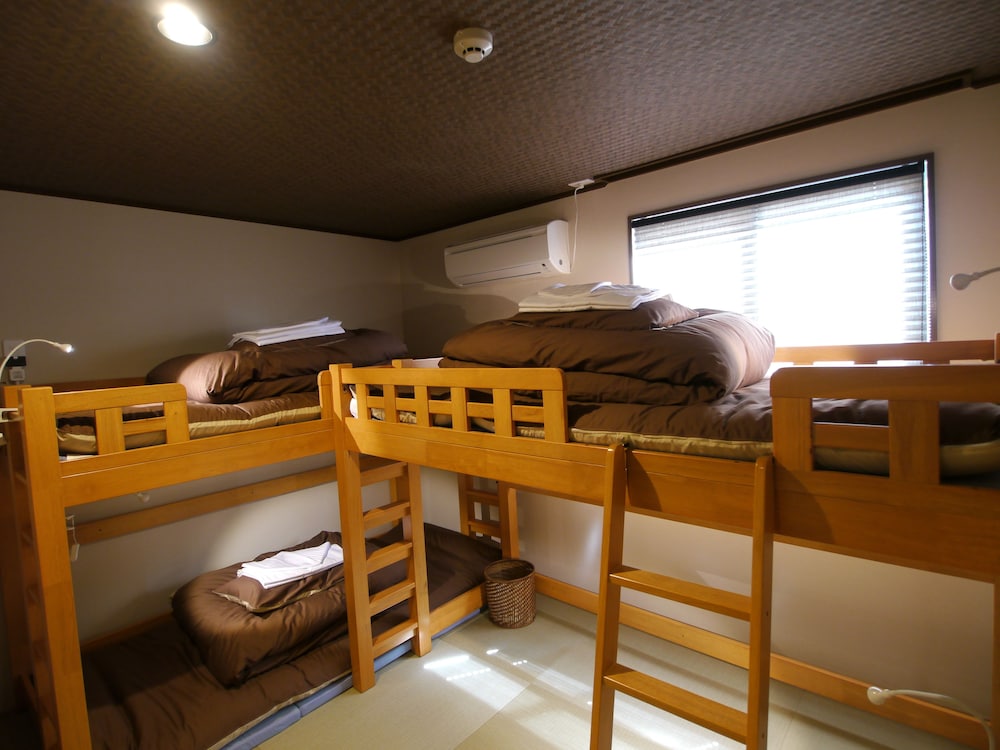 Fukuoka Hana Hostel 56/68