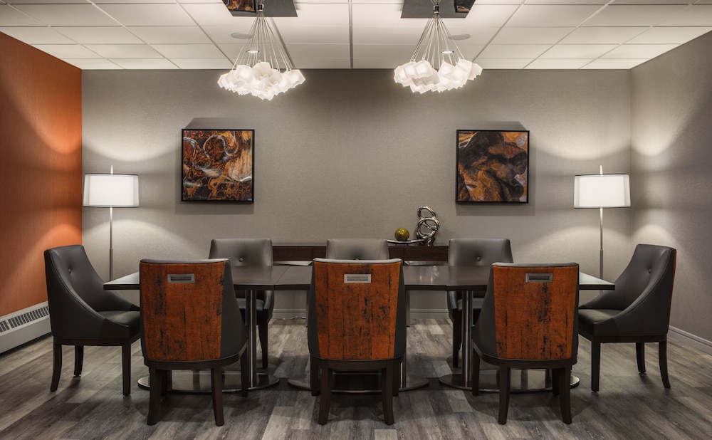 Holiday Inn Winnipeg South 52/81