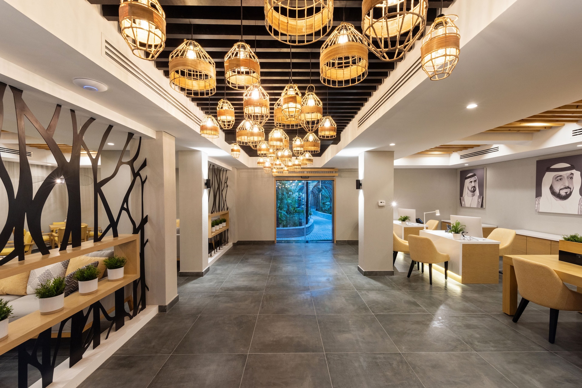 restaurant cafeteria