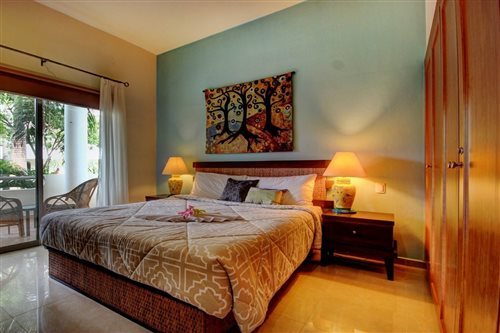 3 Bedrooms, Apartment
