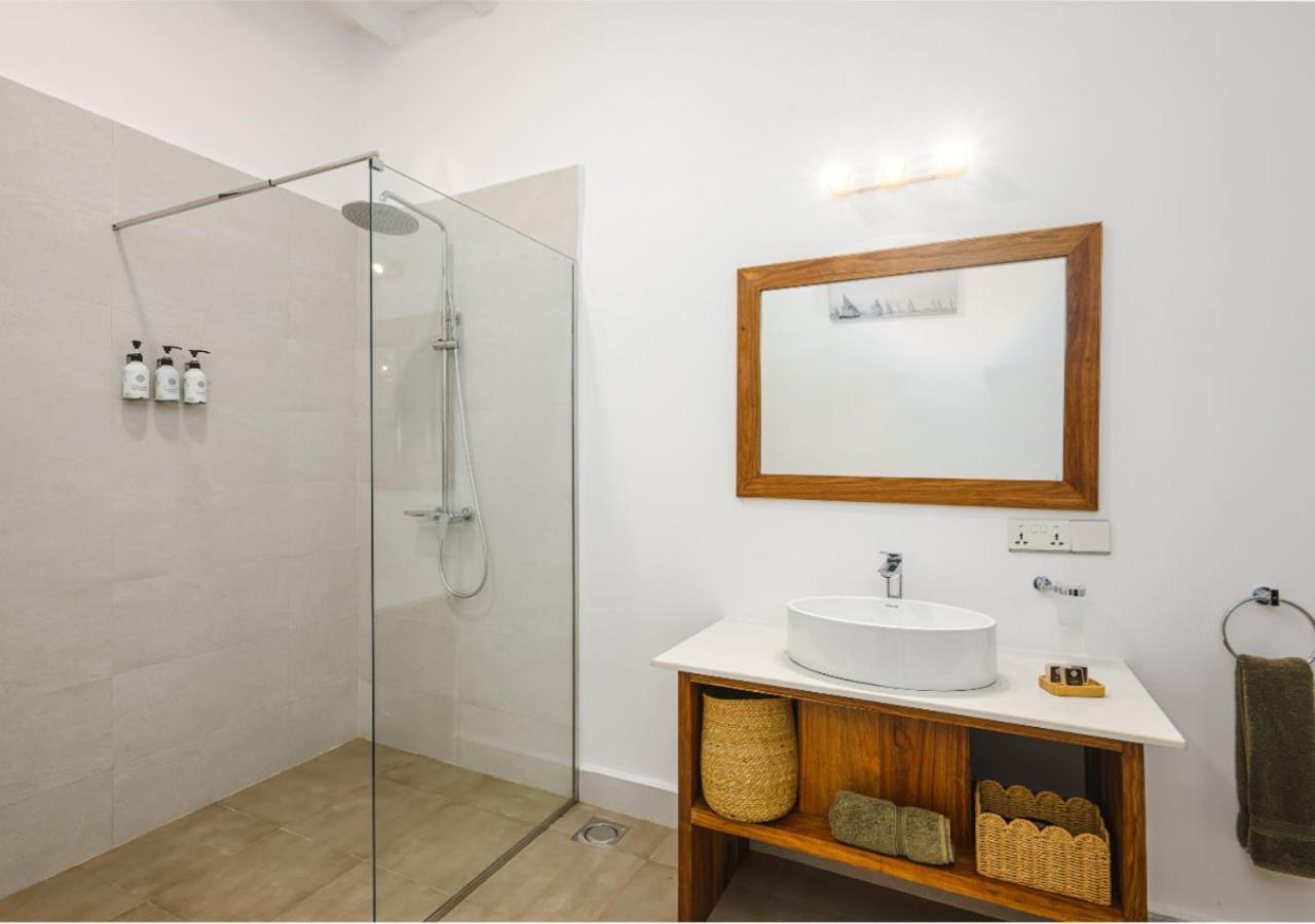 Room, Triple, Pongwe Beach Hotel 8/10