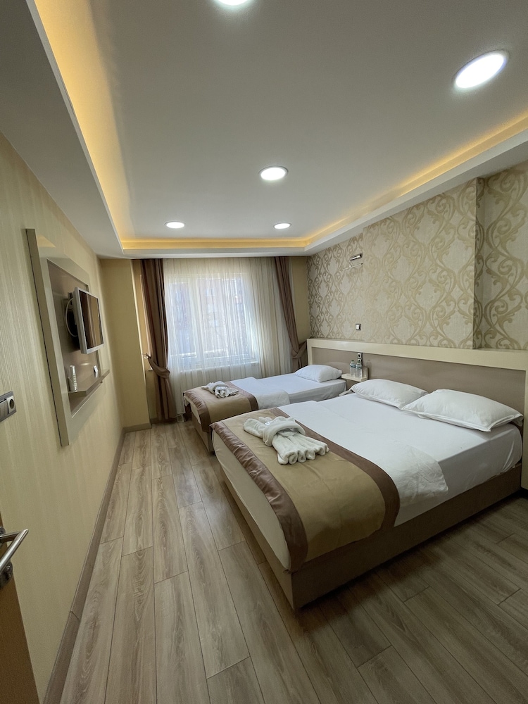 Evim Hotel 13/50