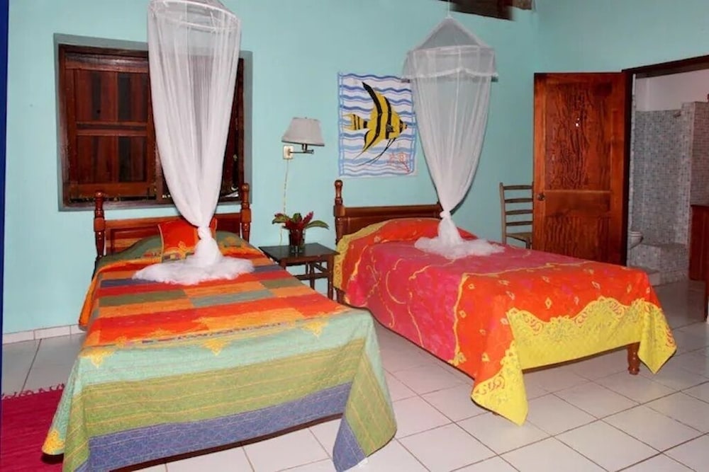 Hermitage Villa 8/46