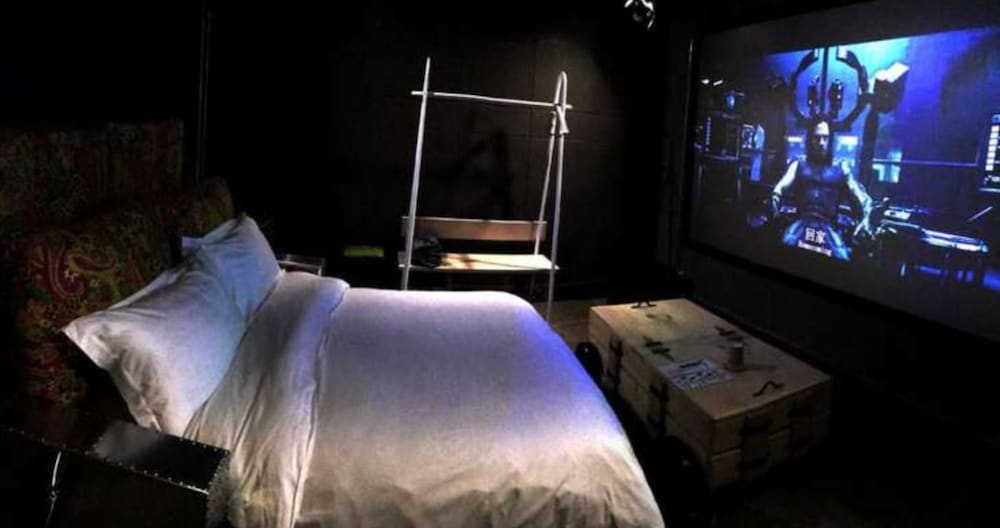 Fansi Movie Hotel Zhongda Branch 3/13