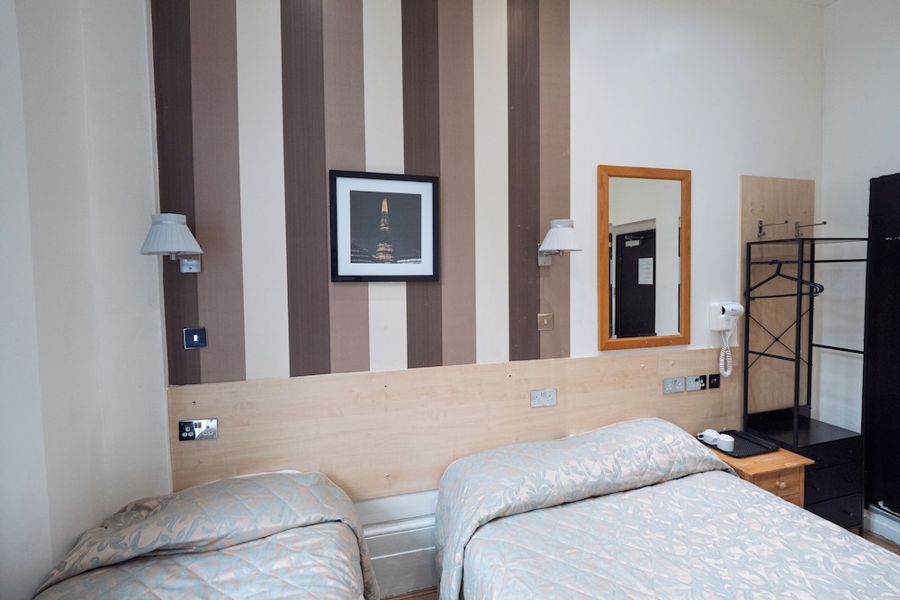 St George Paddington Hotel 23/49