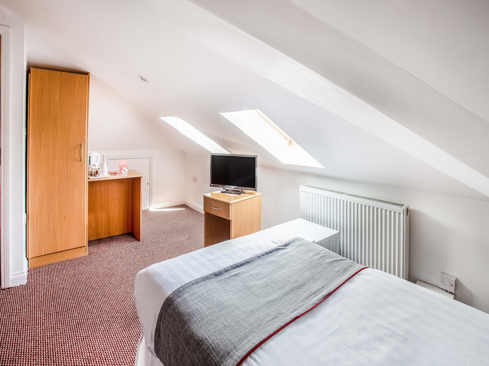 London Guest House by OYO - Acton 27/77
