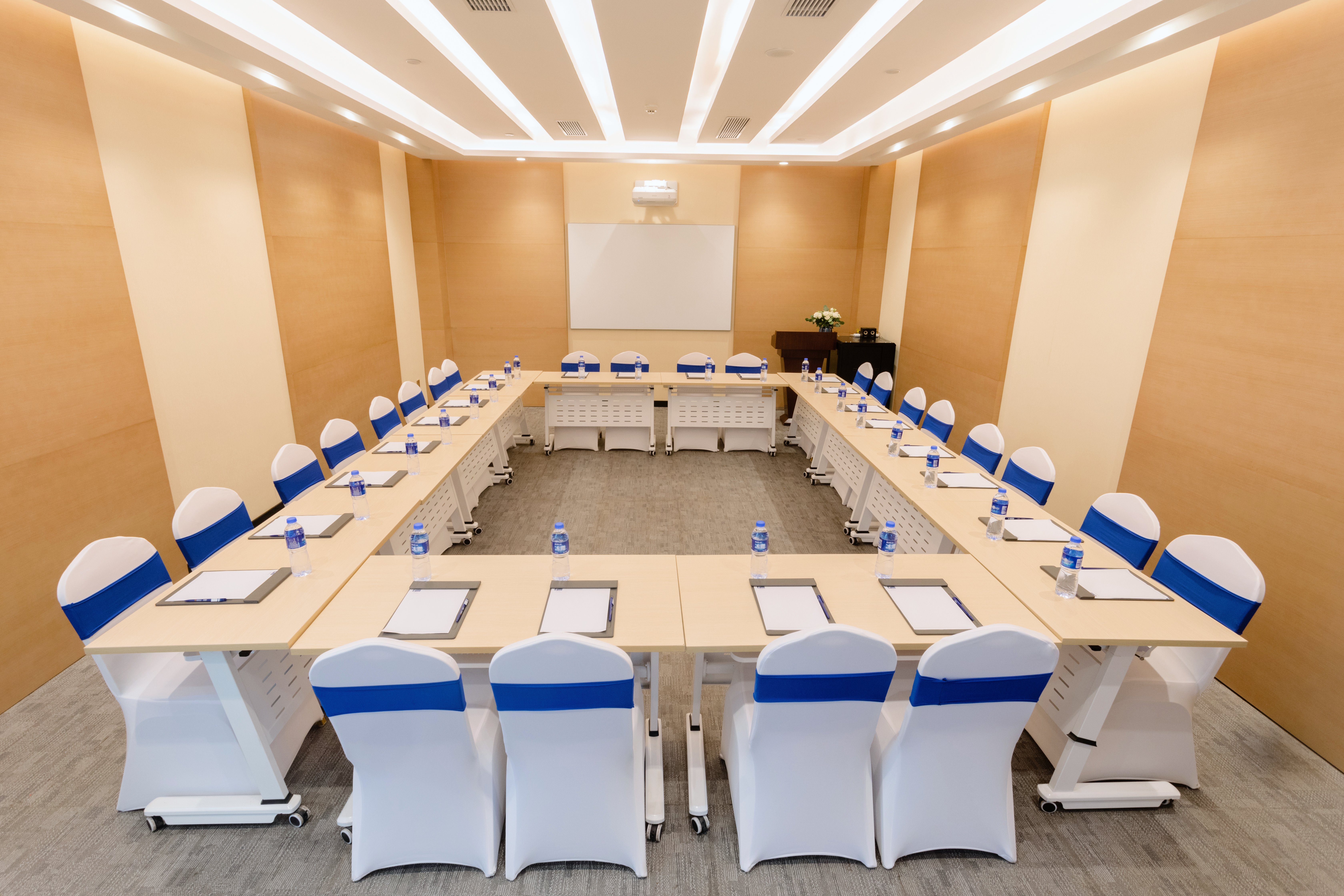 Holiday Inn Express Tianshui City Center 46/51