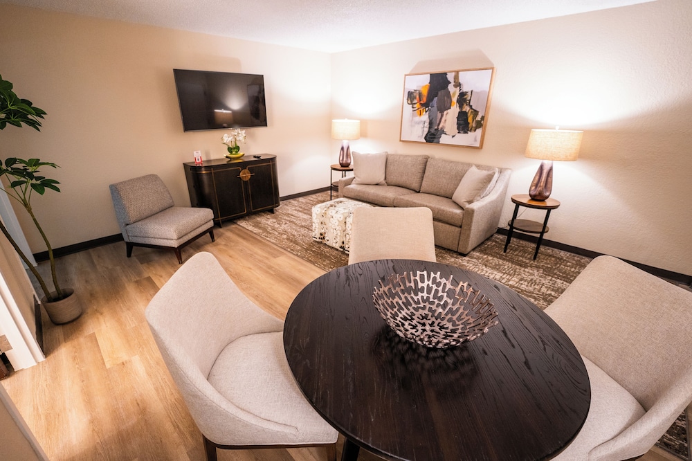 Mai Hana Hotel and Suites International Drive 34/55