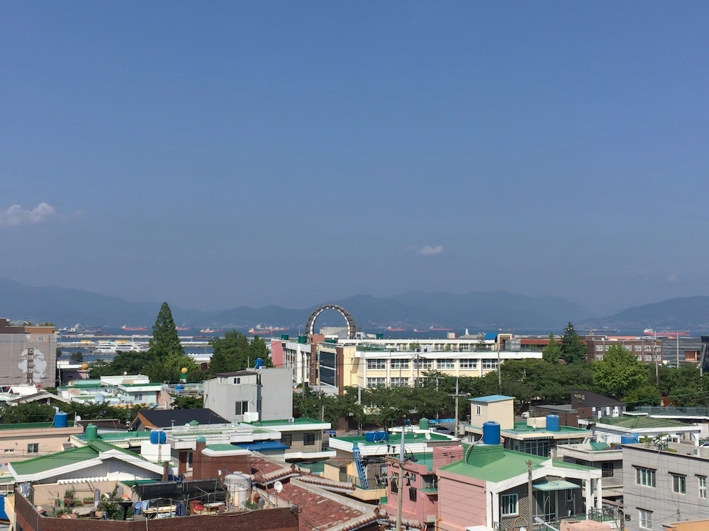 Backpackers In Yeosu - Hostel 66/68
