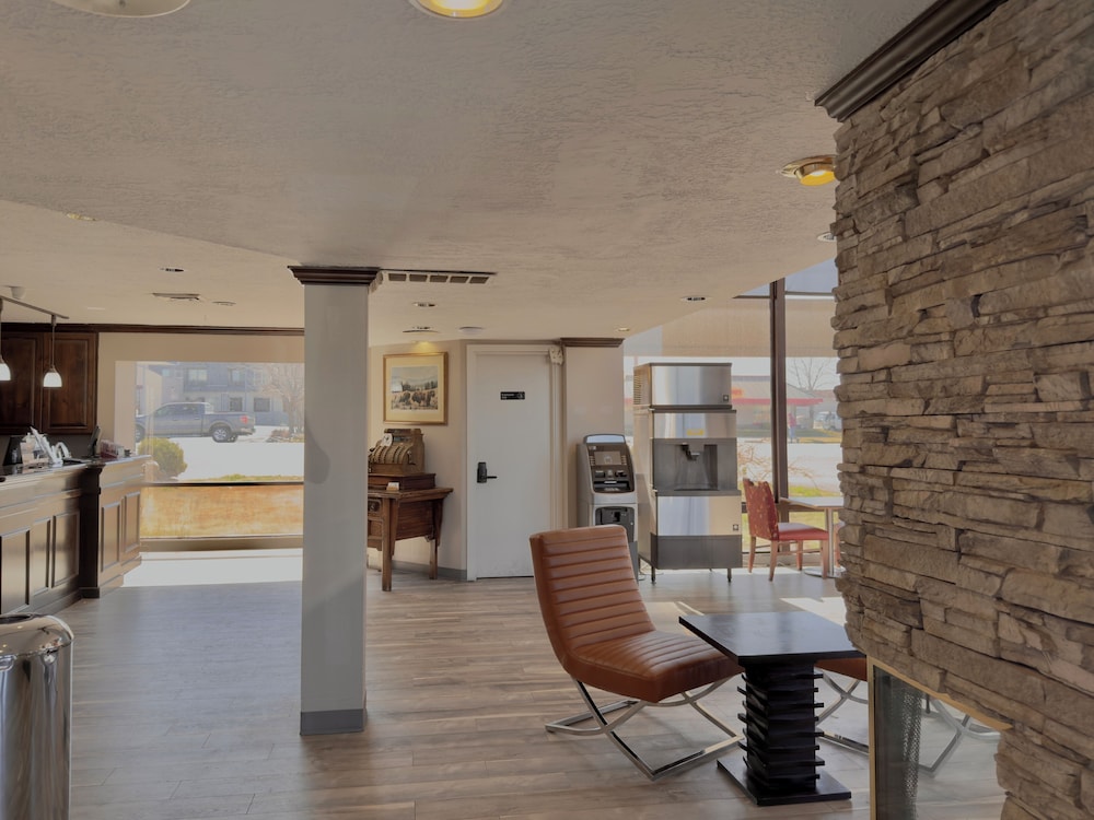 Discovery Inn 33/56