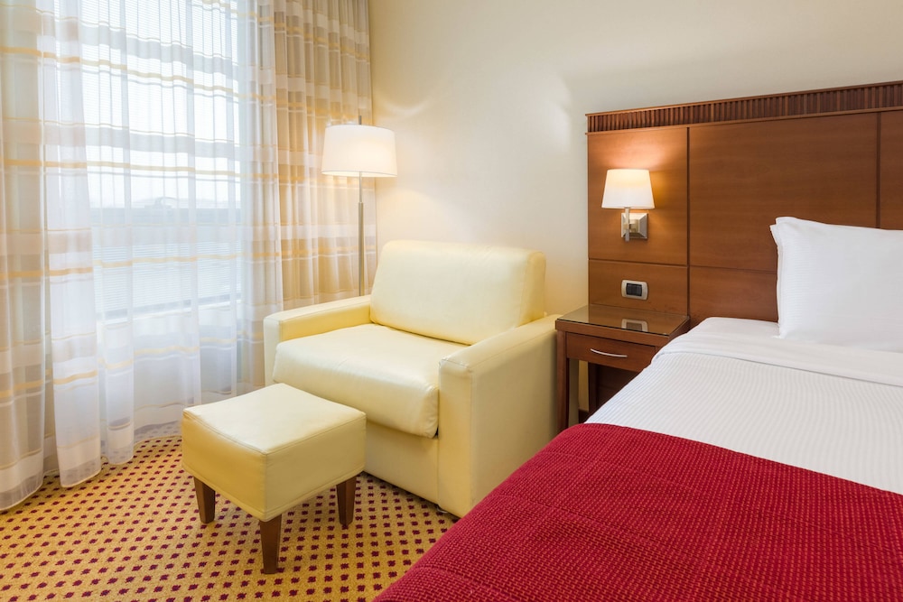 Courtyard By Marriott Venice Airport 24/38