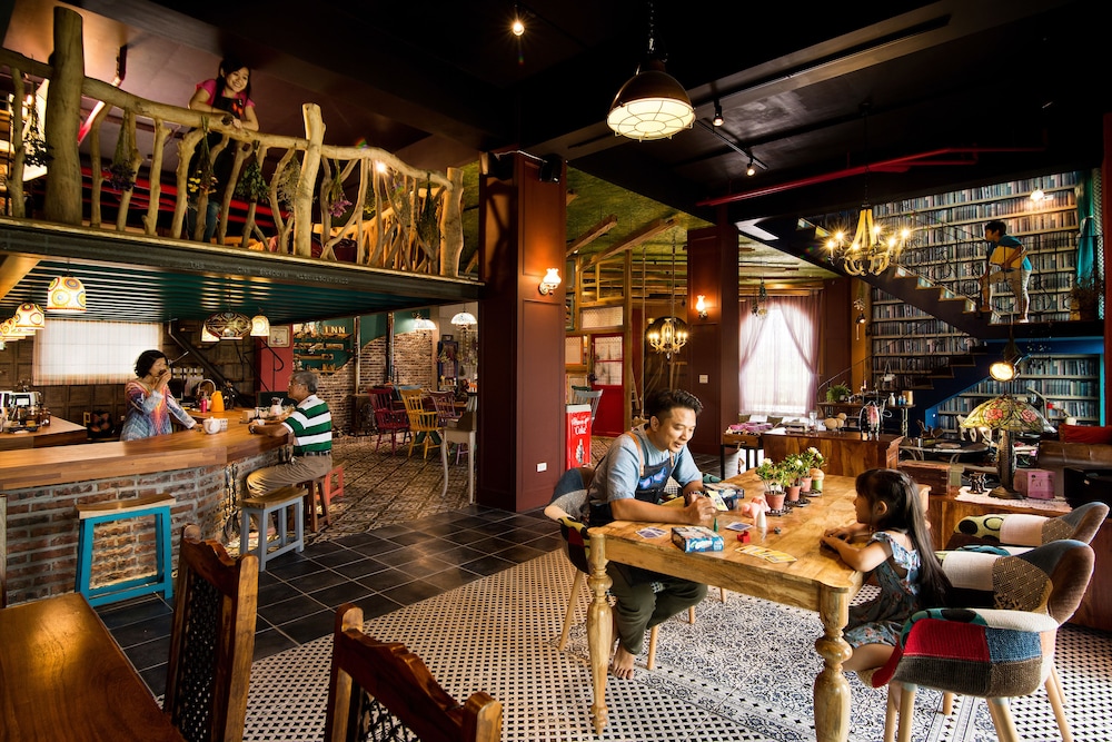 Fly Inn Yilan 44/60