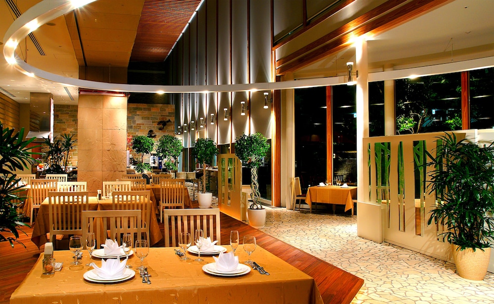 City Plaza Osaka 32/50