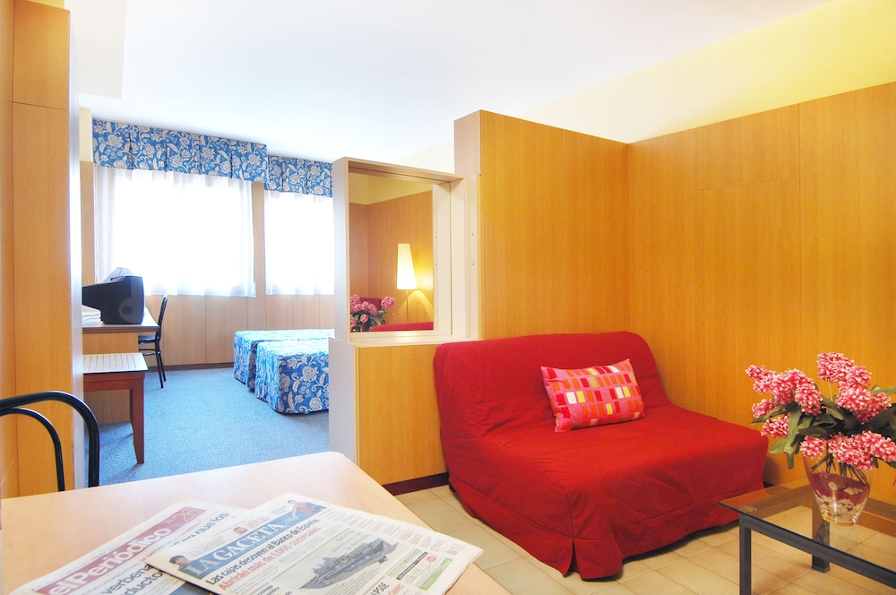 Bonanova Suite 4/58