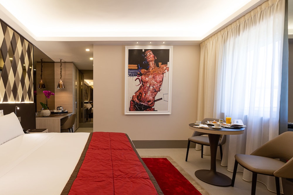 Harry's Bar Trevi Hotel & Restaurant 52/75