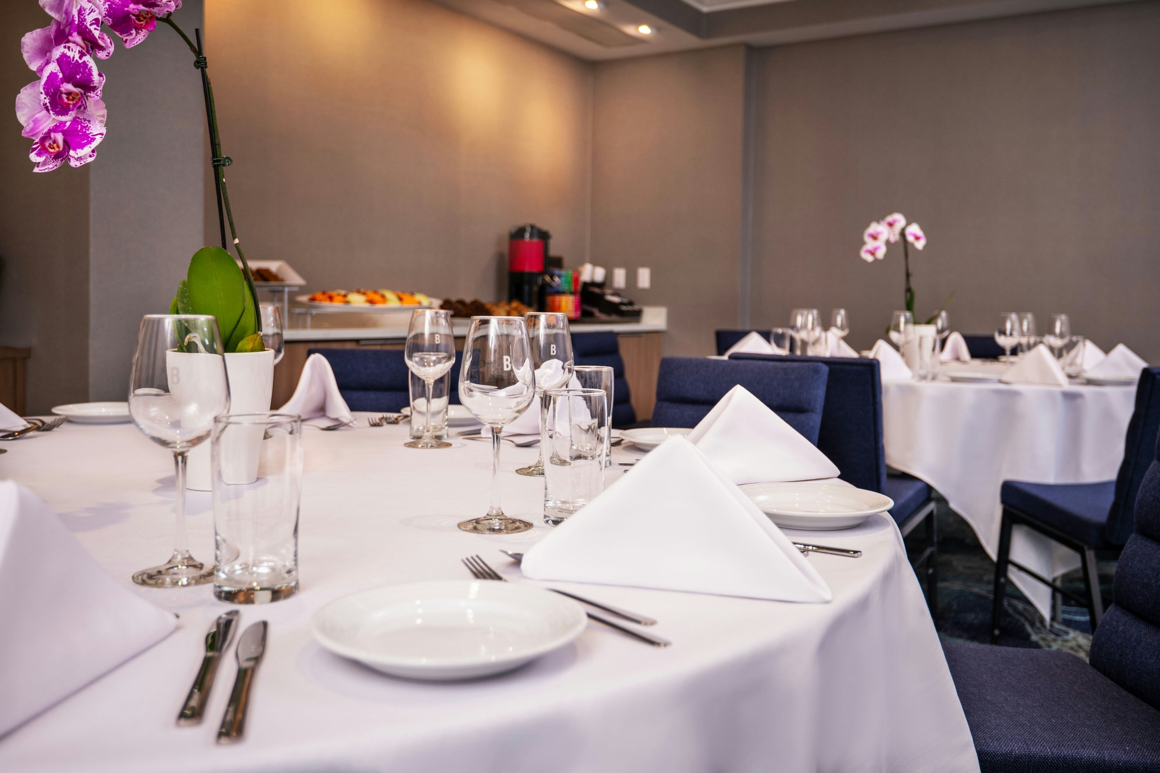 Courtyard Marriott Toronto Airport 35/56