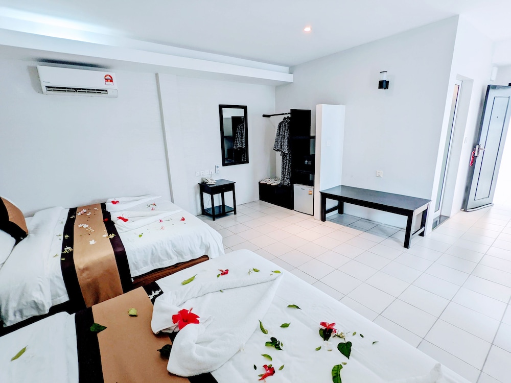 Mary Beach Hotel and Resort 19/50