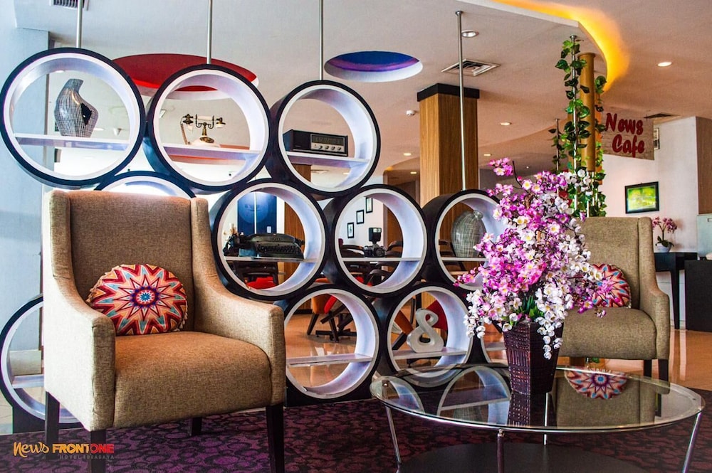 News Hotel Surabaya By Graha Pena Jawa Pos 44/50
