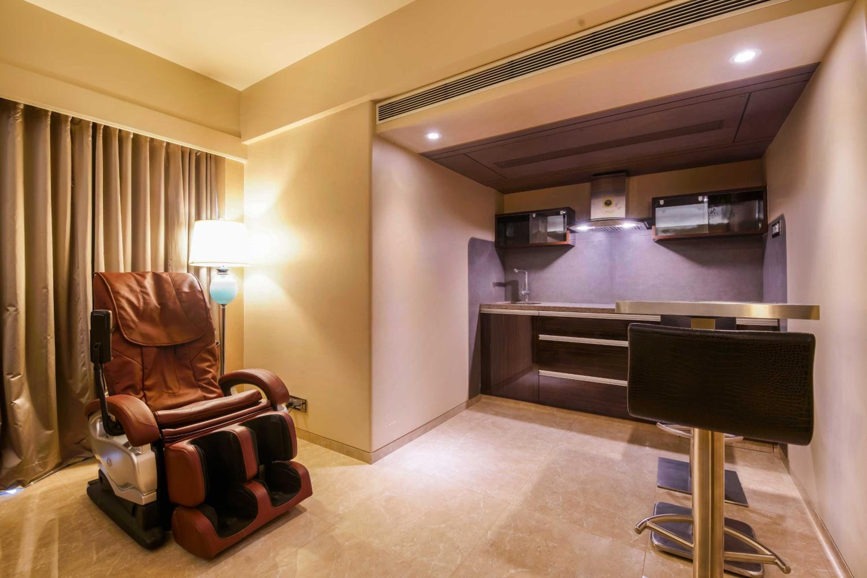 Hotel Sai Palace Grand Malad 21/41