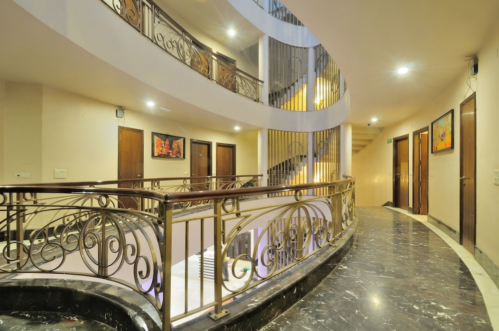 Oyo 11352 Hotel Shanti Villa 4/61