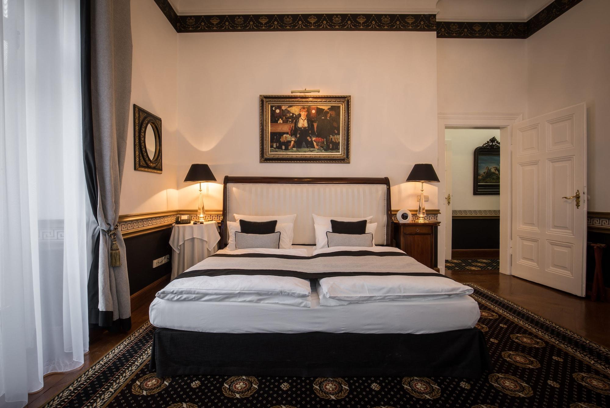 2 Bedrooms, Family Suite