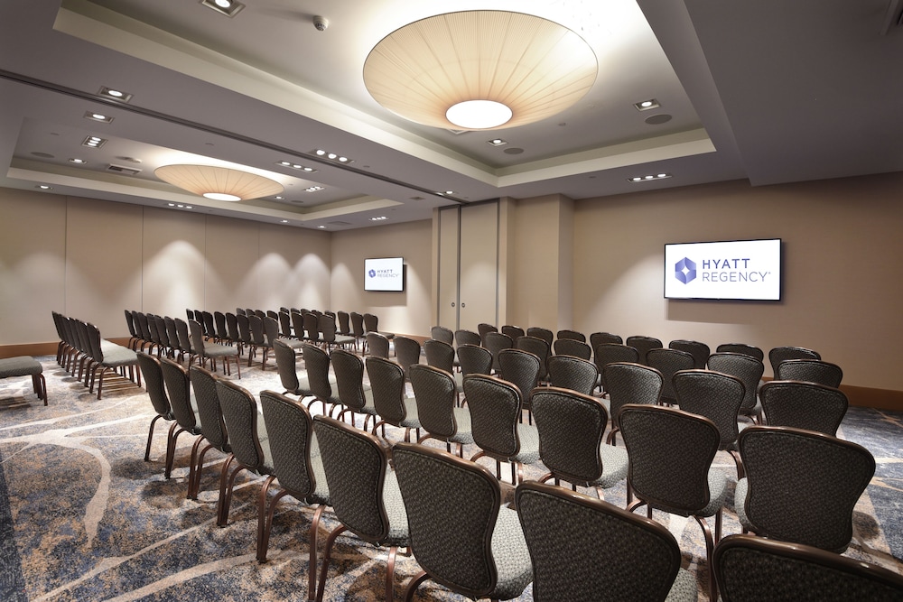 Hyatt Regency Newport Beach West 65/78