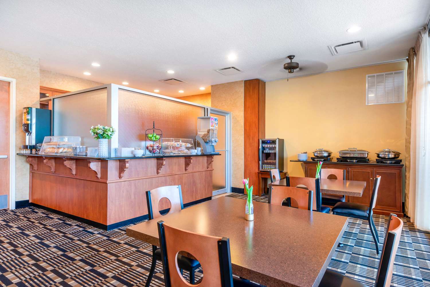 Clarion Inn Ormond Beach at Destination Daytona 9/15