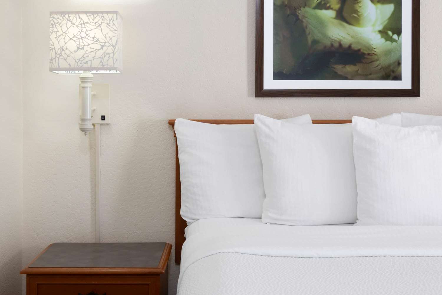 La Quinta Inn by Wyndham Deerfield Beach I-95 at Hillsboro E 19/34
