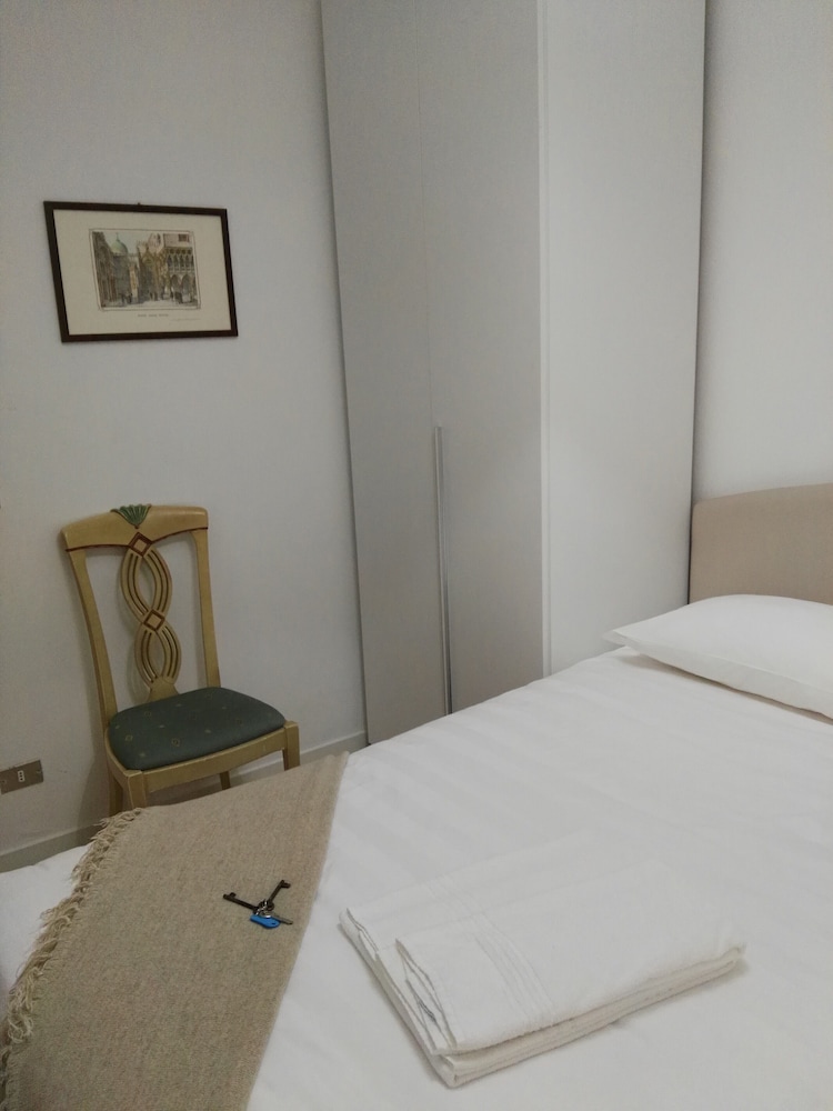 Butterfly Guest House 18/41