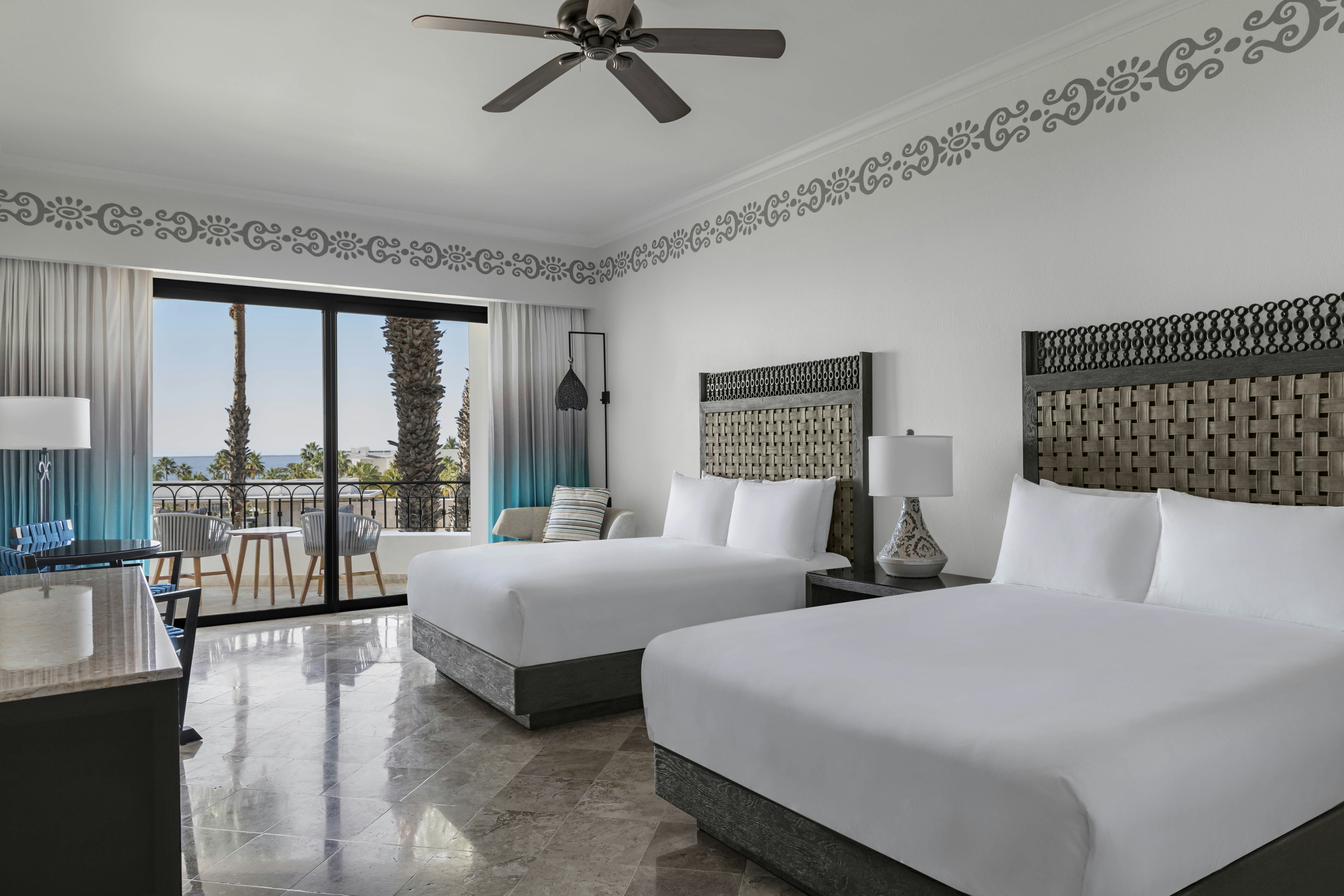 Coastal, 2 Queen Beds, Garden View