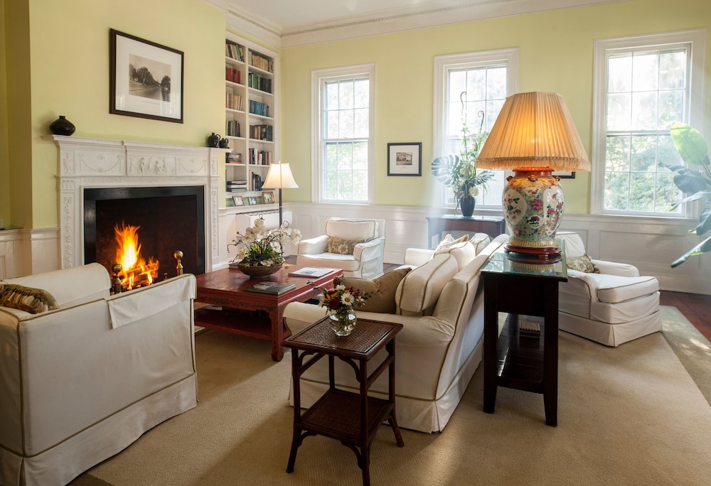 Rhett House Inn 31/50
