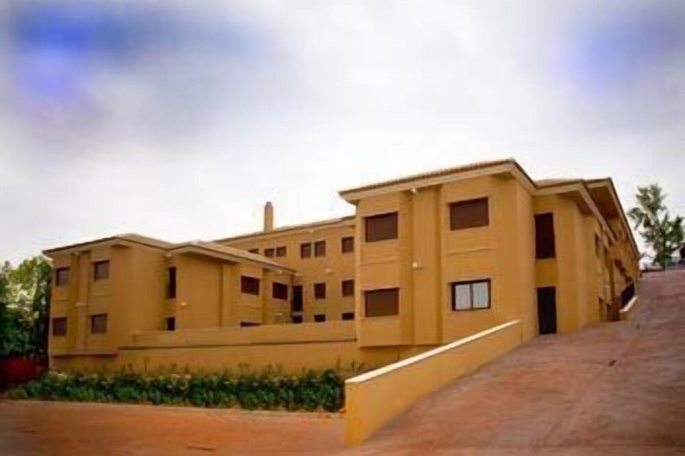 APARTAMENTOS TURISTICOS LA CASTILLEJA 1/30
