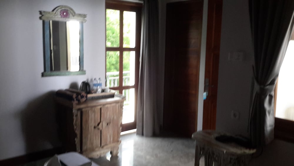 Amed Beach Villa 28/49