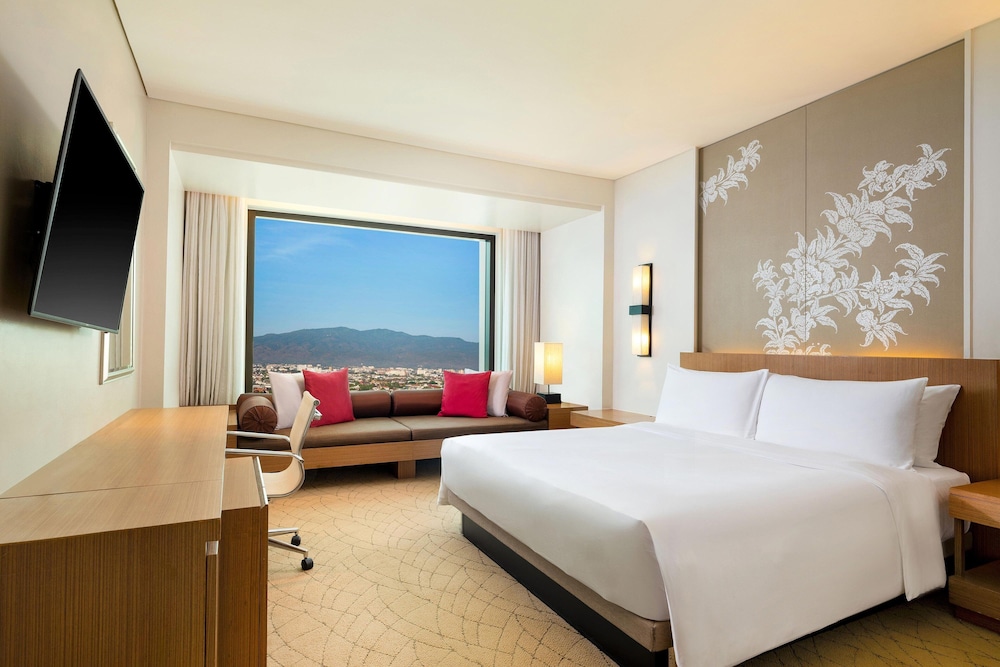 Chiang Mai Marriott Hotel 7/30