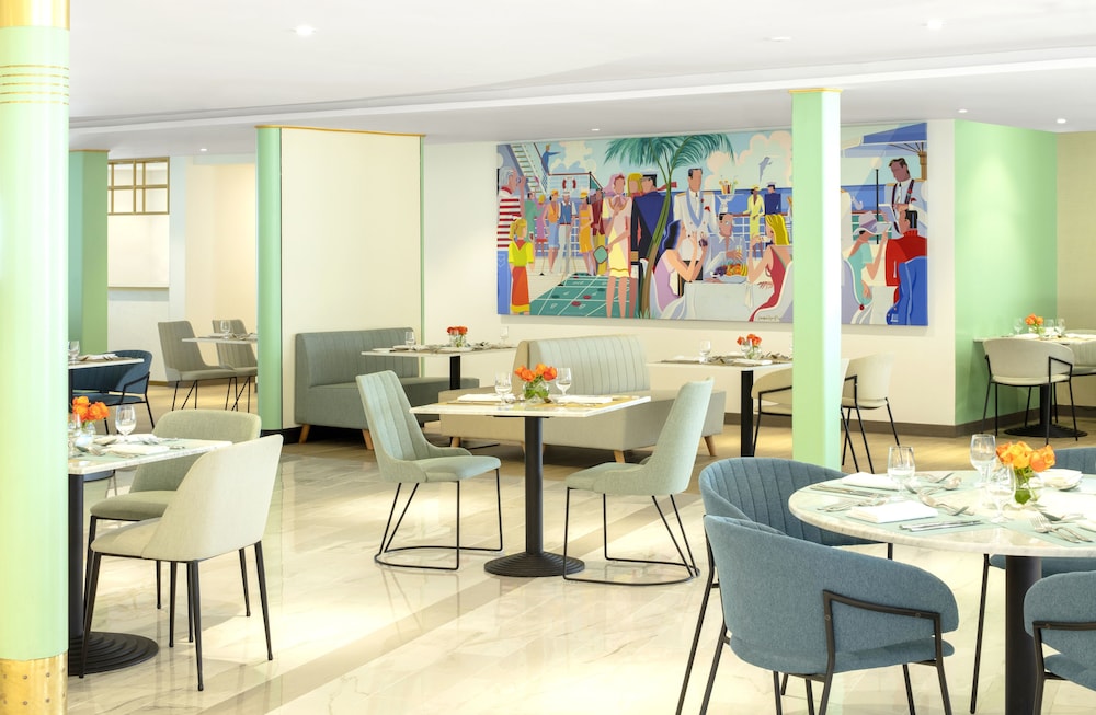 restaurant cafeteria