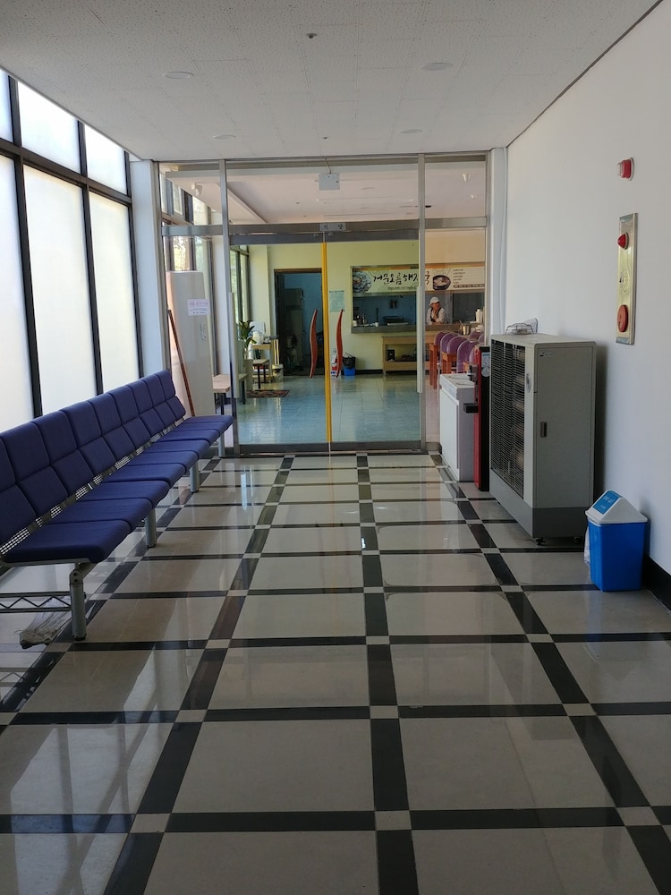 Geomunoreum Hostel 37/50