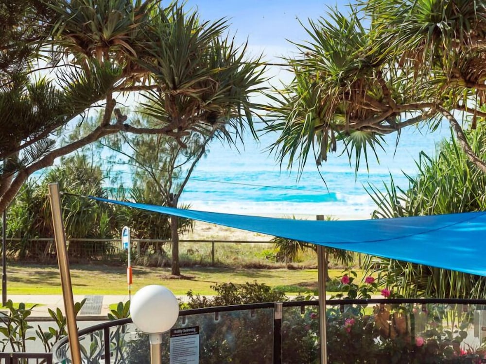 The Rocks Resort 42/50