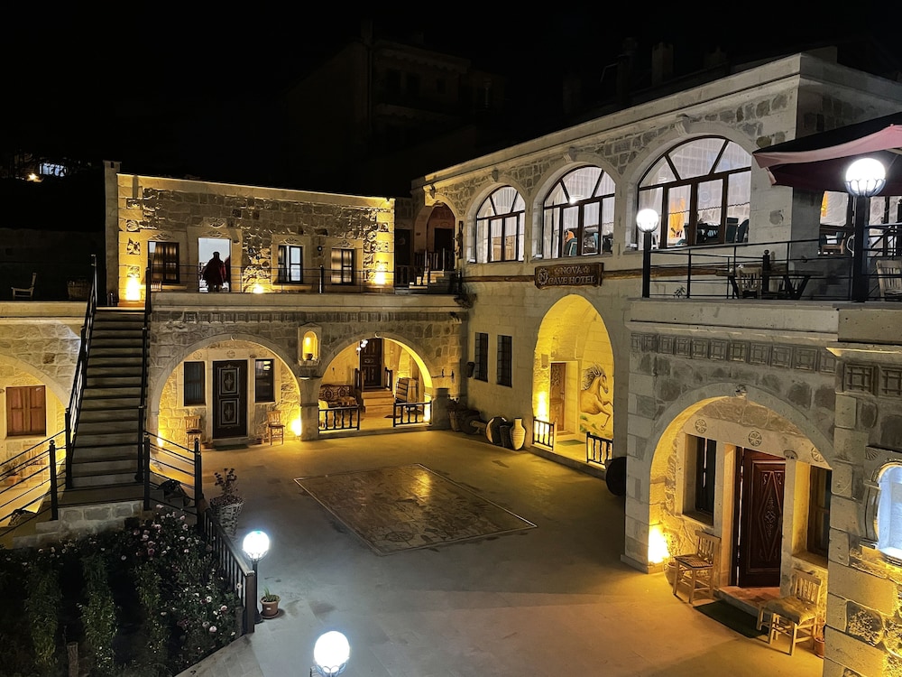 Nova Cave Hotel 2/50