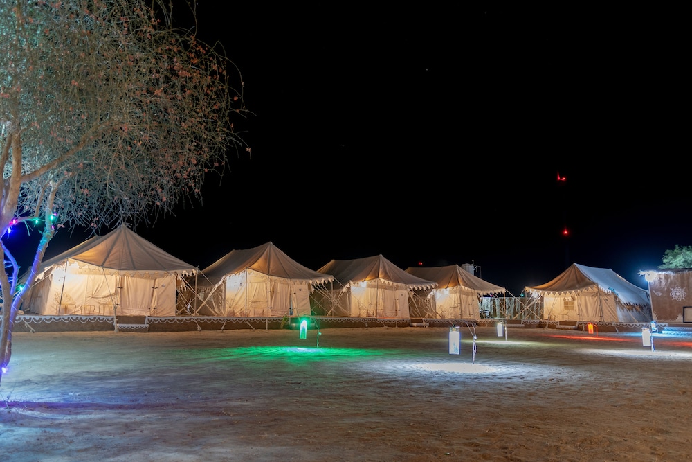 Sand Voyages Camp 17/21