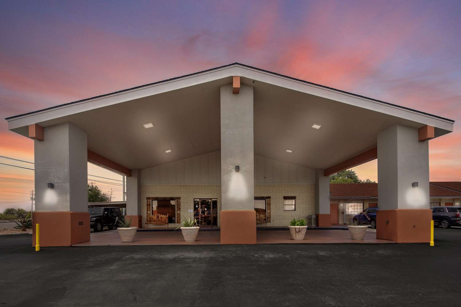 Best Western Llano 2/8