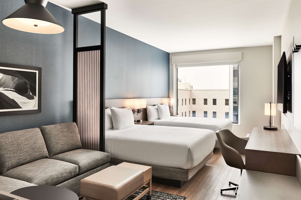 ROOM, 2 QUEEN BEDS, ACCESSIBLE
