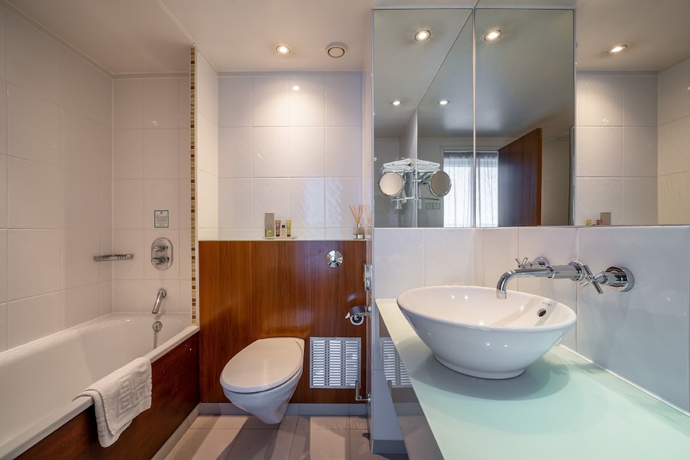 Holiday Inn London - Camden Lock by IHG 15/84