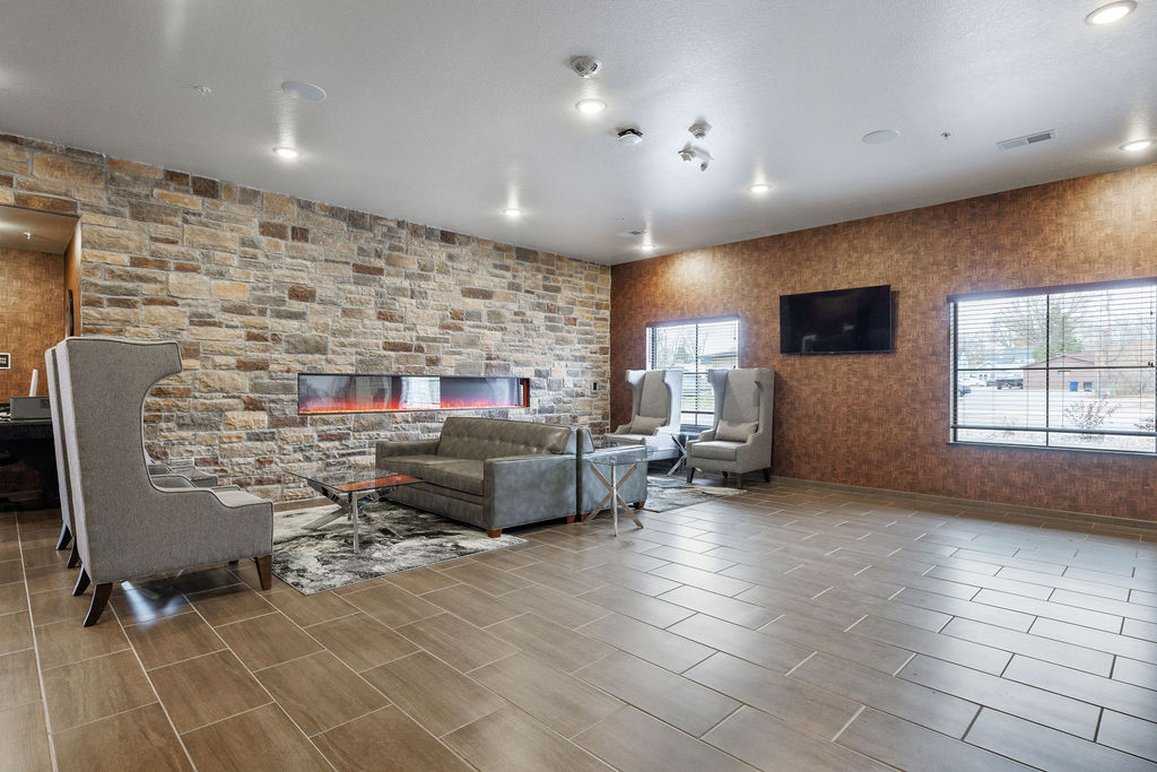 Cobblestone Hotel & Suites - Mosinee 4/23