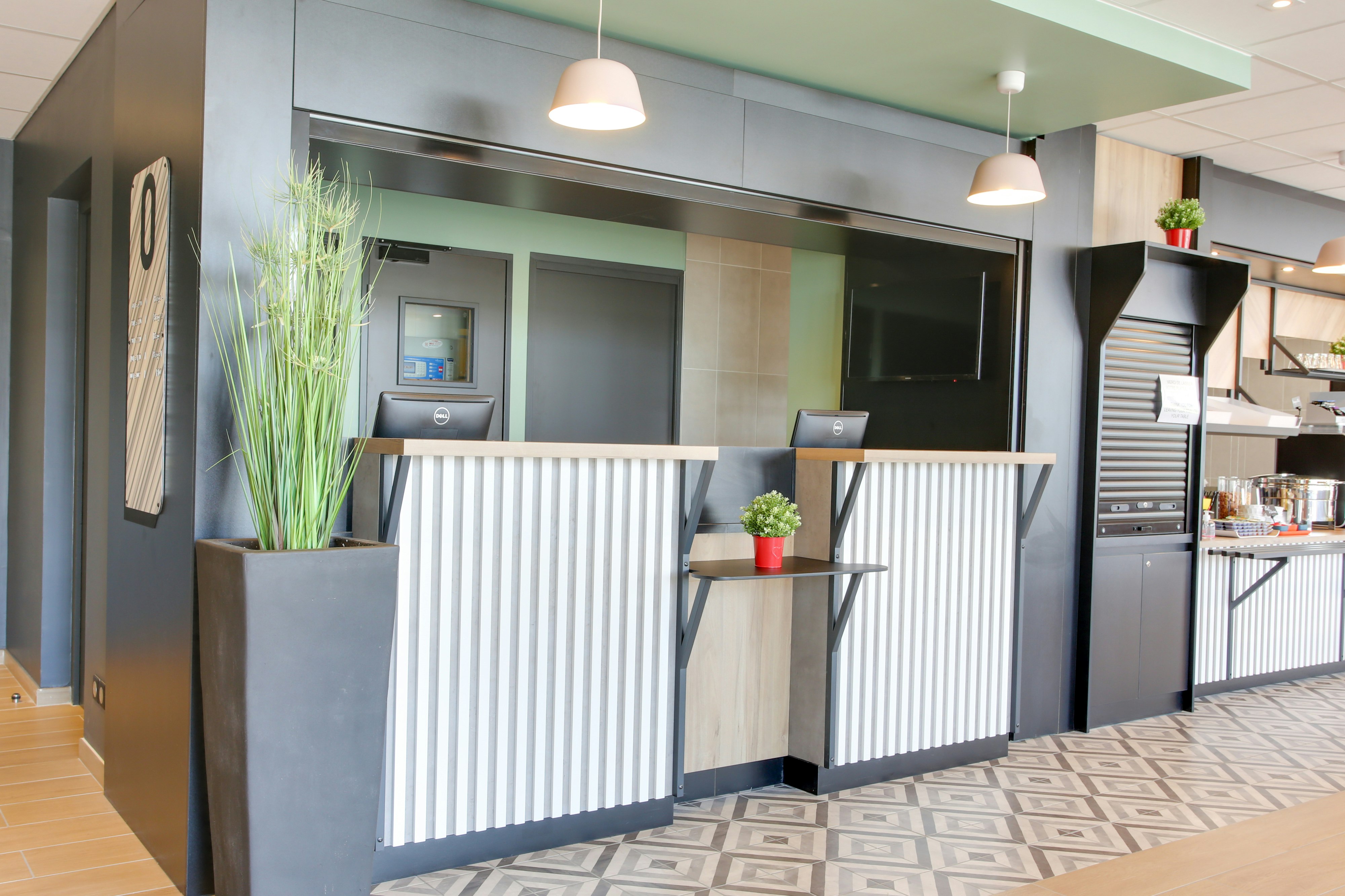 Lobby at B&B HOTEL Reims Croix Blandin, REIMS