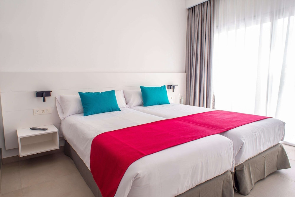 Hotel Taimar 8/73
