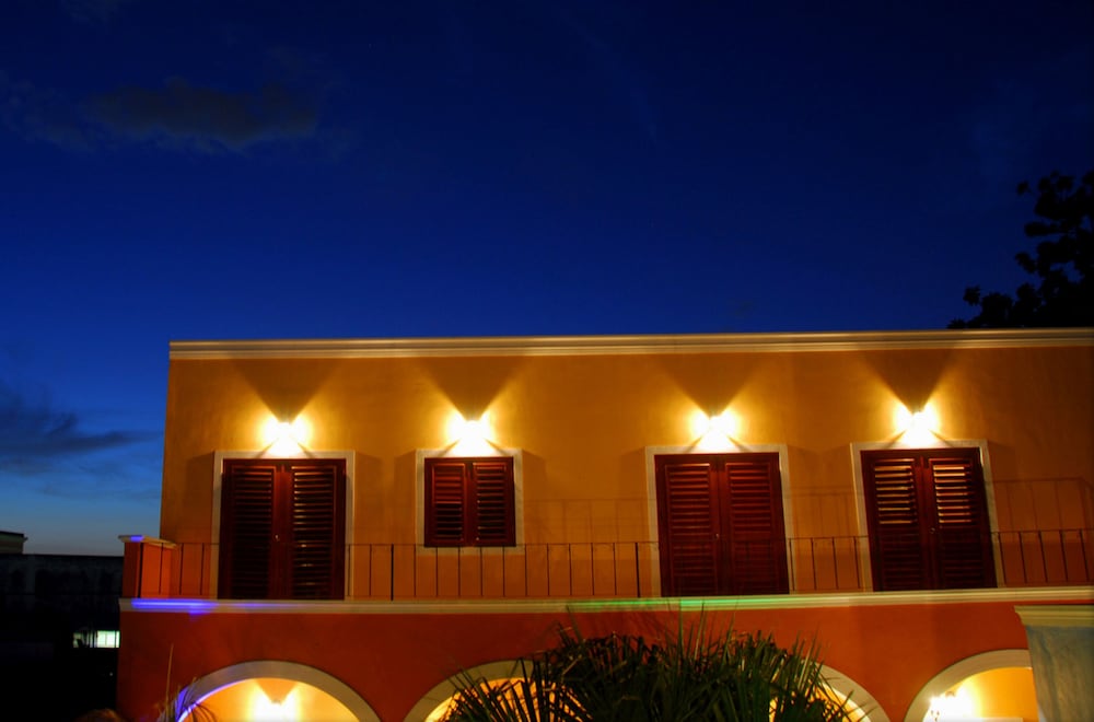 Hotel Merida Santiago 2/78