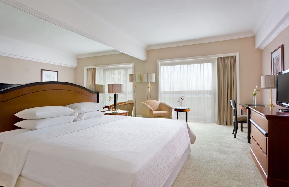 Sheraton Surabaya 12/39